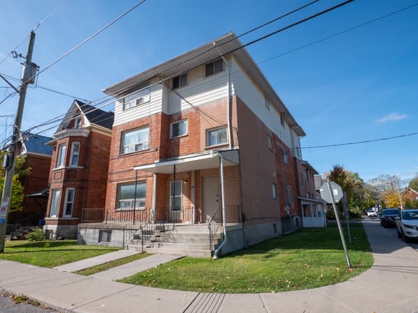 Front of the building from Alfred Street at 394 Alfred Street, Kingston
